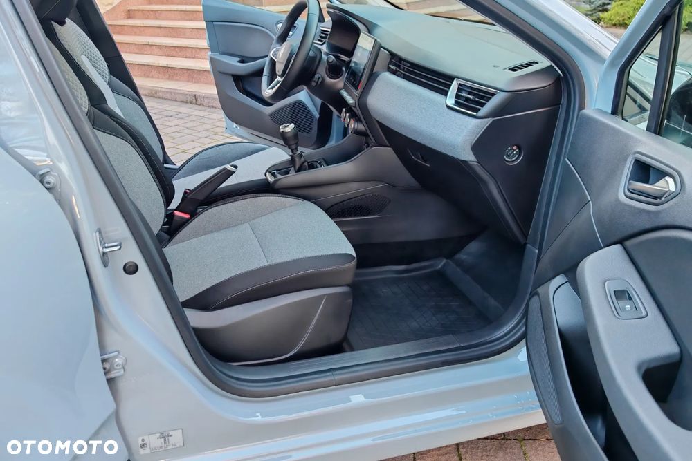 Renault Clio 1.0 TCe Evolution - 10