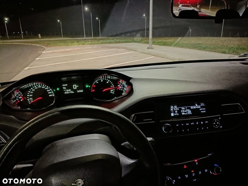 Peugeot 308 1.6 BlueHDi Business Line S&S - 17