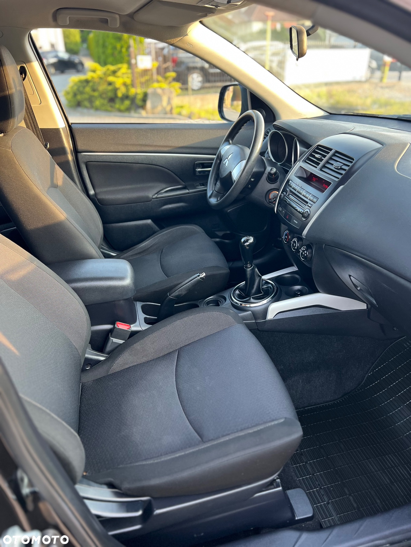 Mitsubishi ASX 1.6 2WD Comfort Edition - 10