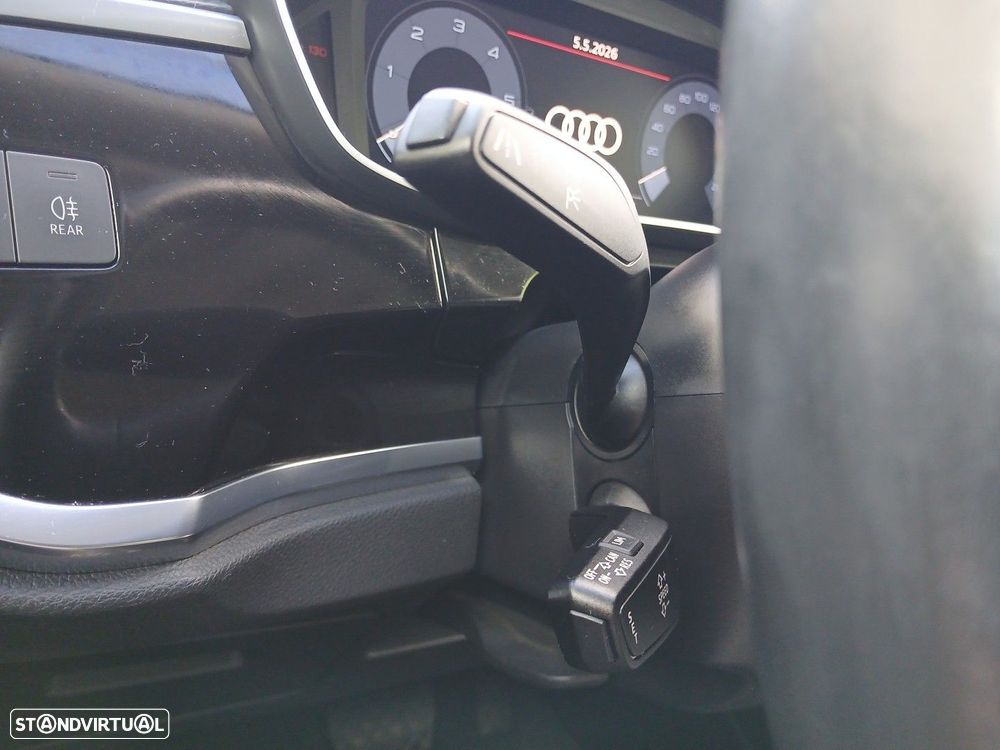 Audi Q3 35 TDI S tronic - 30