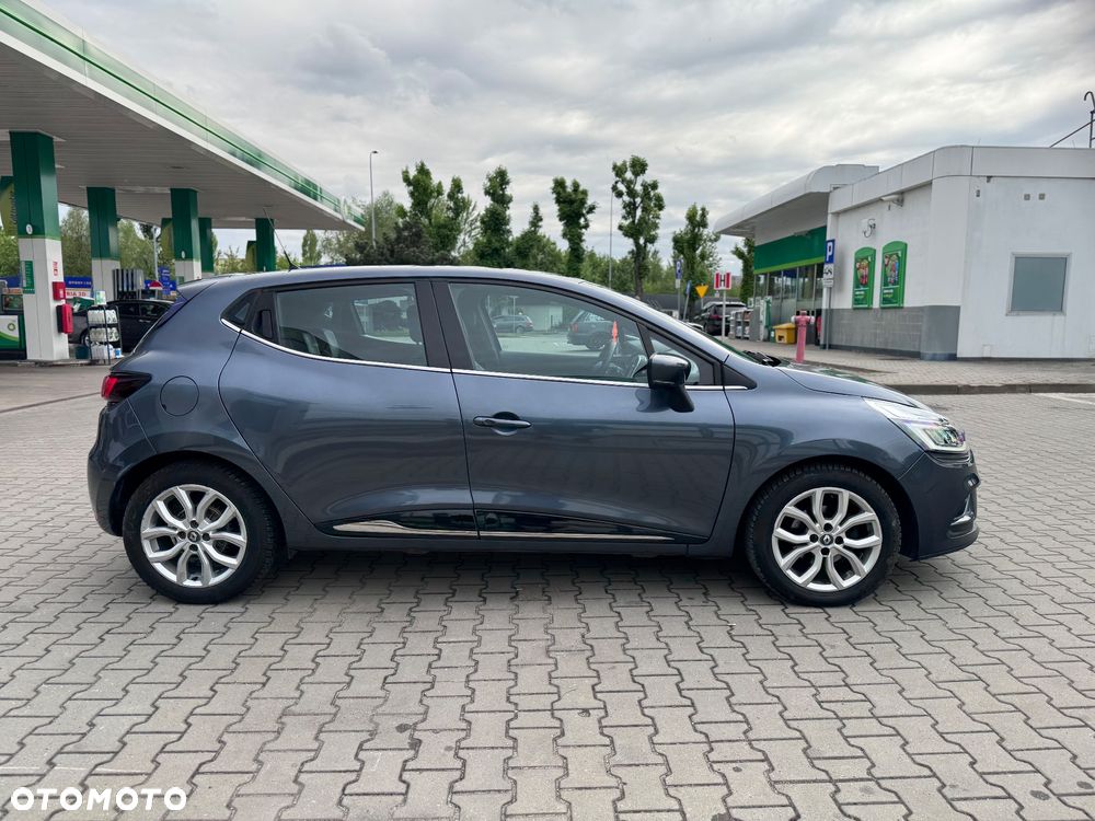 Renault Clio - 27