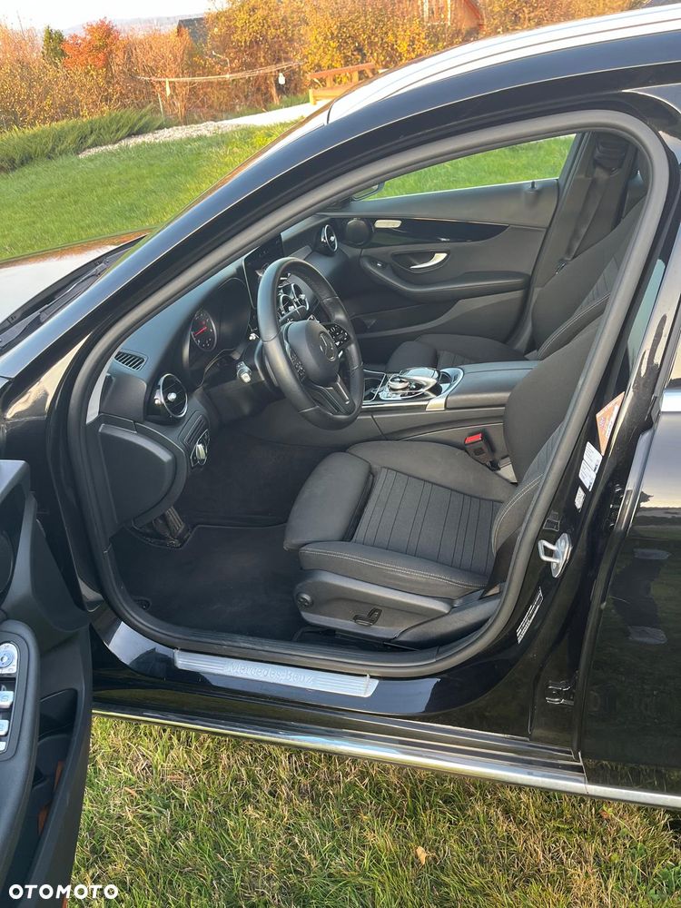 Mercedes-Benz Klasa C 220 d 4MATIC 9G-TRONIC - 8