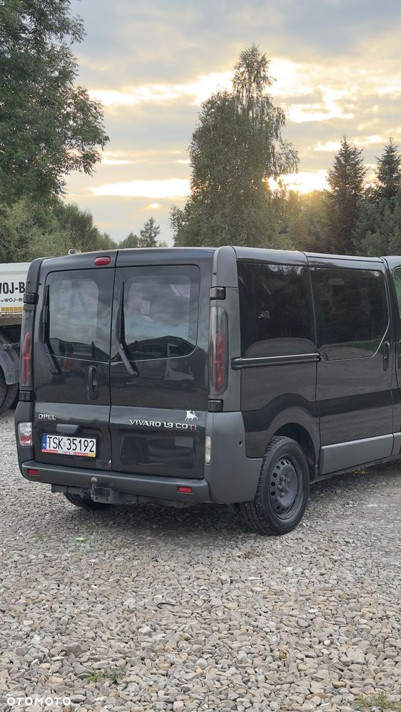 Opel Vivaro Tour - 7