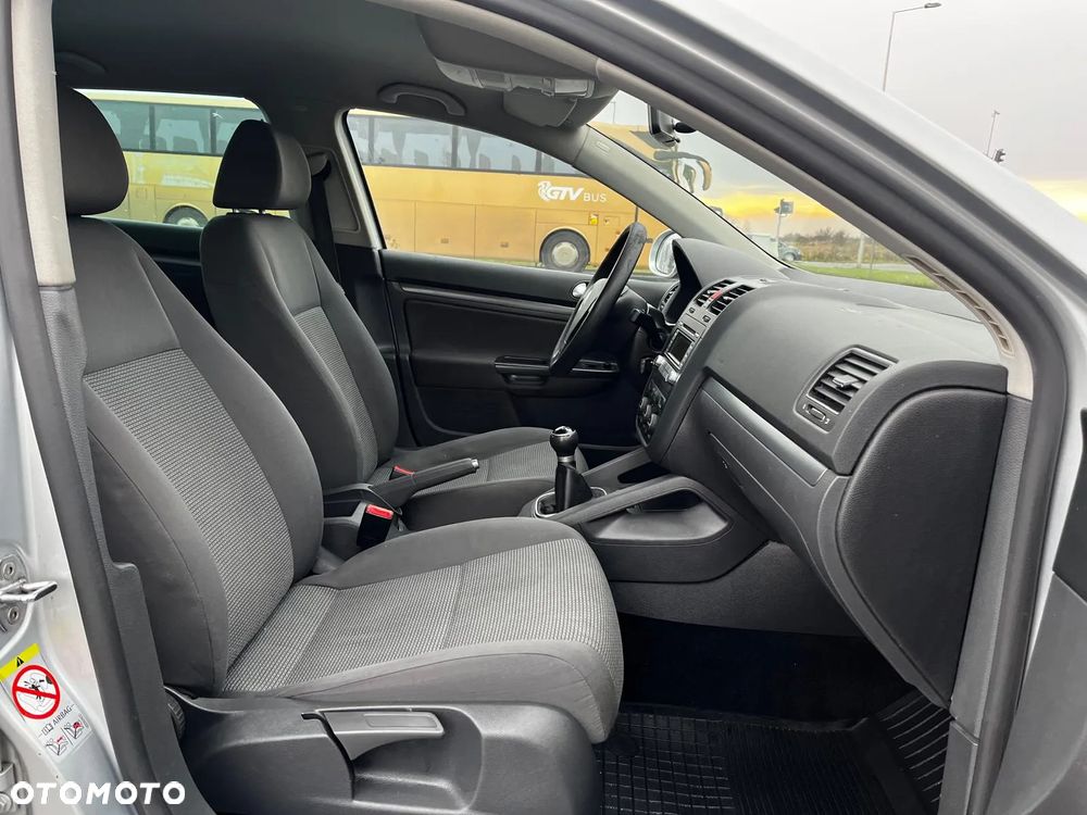 Volkswagen Golf Variant 1.6 Comfortline - 5