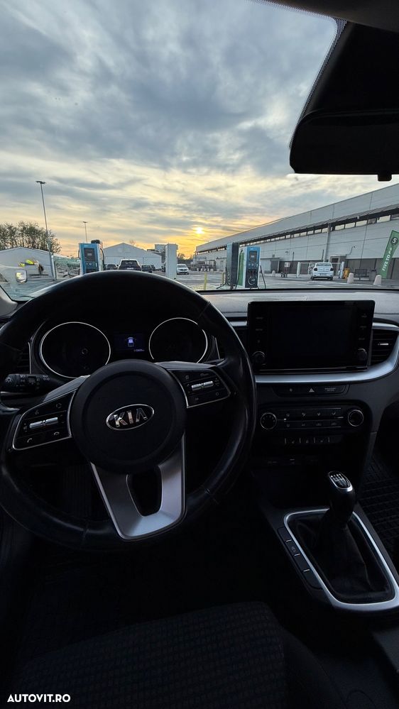 Kia Ceed 1.4 T-GDI Best - 19
