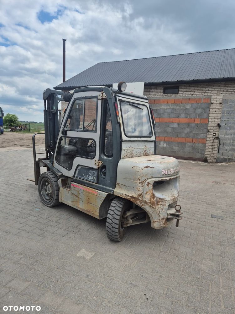 Nissan FGD02A30Q - 2