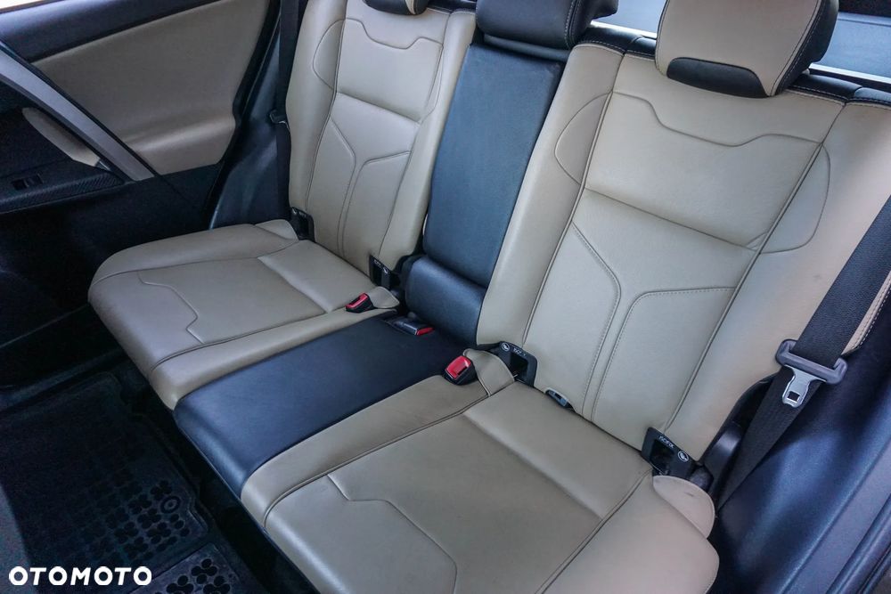 Toyota RAV4 - 27