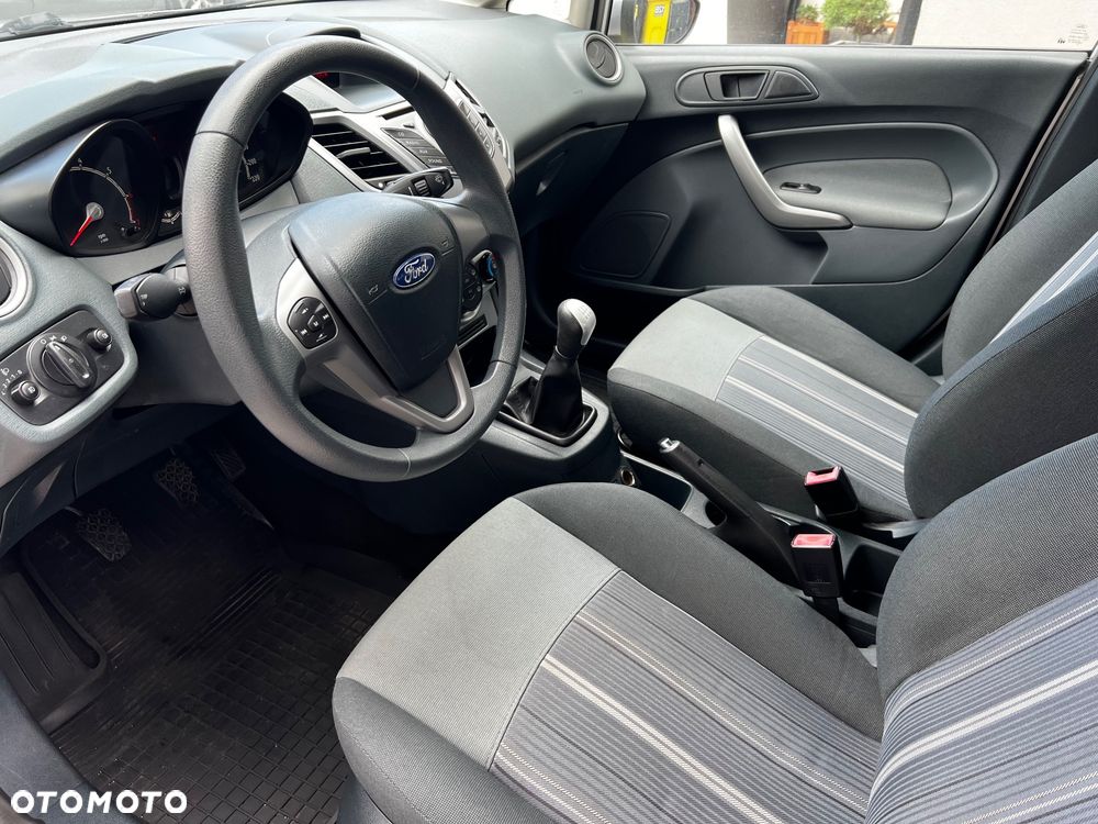 Ford Fiesta 1.25 Ambiente - 15