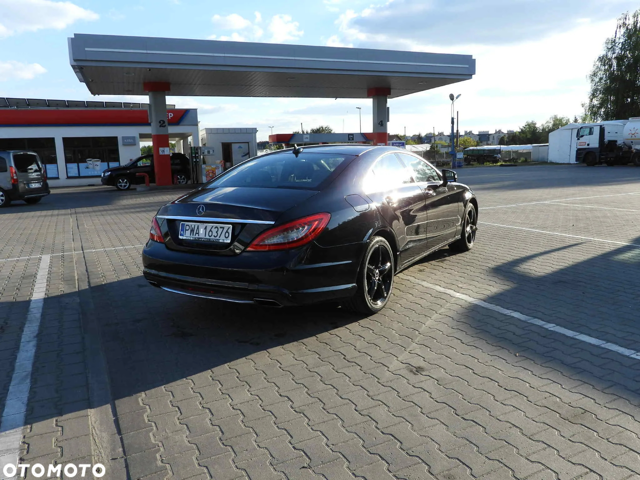 Mercedes-Benz CLS 350 BlueEffICIENCY - 8