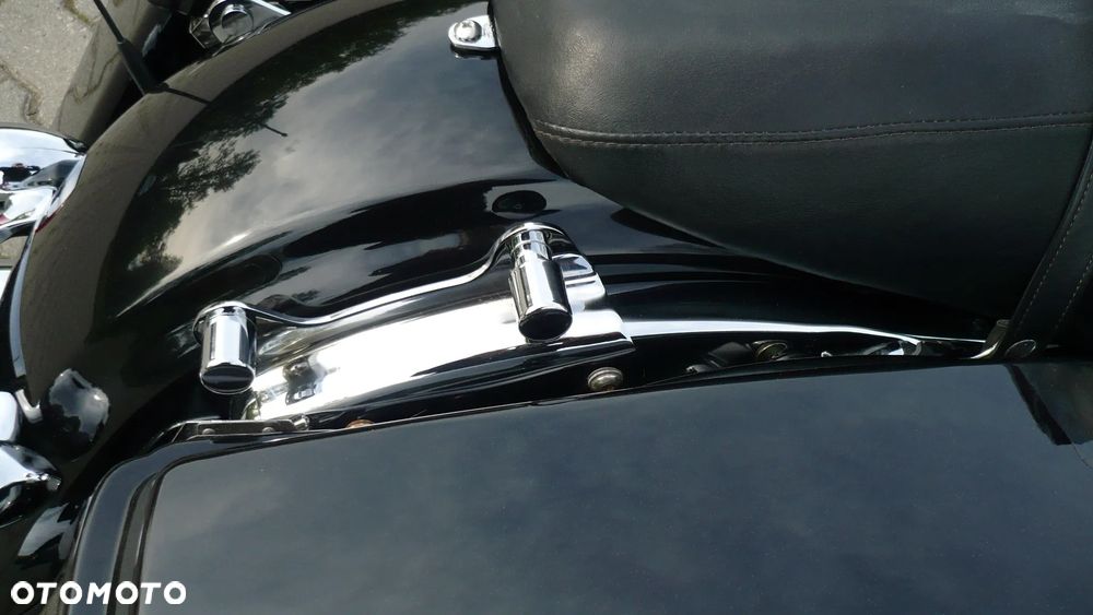 Harley-Davidson Touring Street Glide - 18