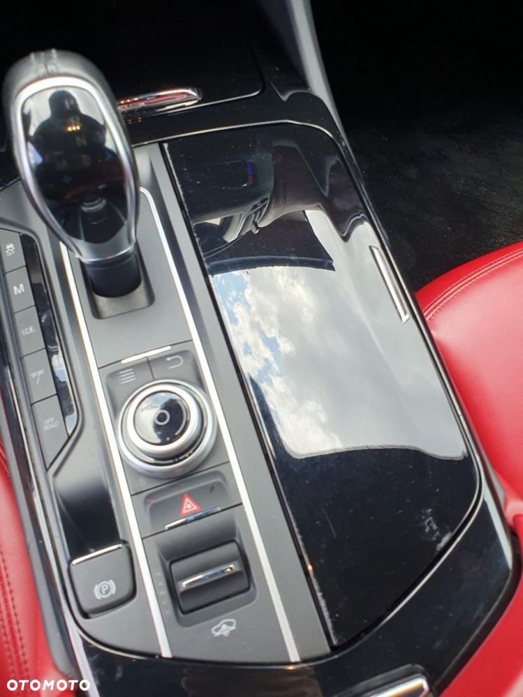 Maserati Levante S Q4 - 23