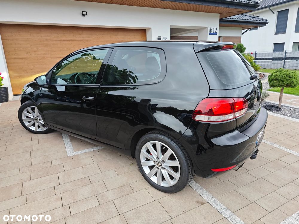Volkswagen Golf - 10
