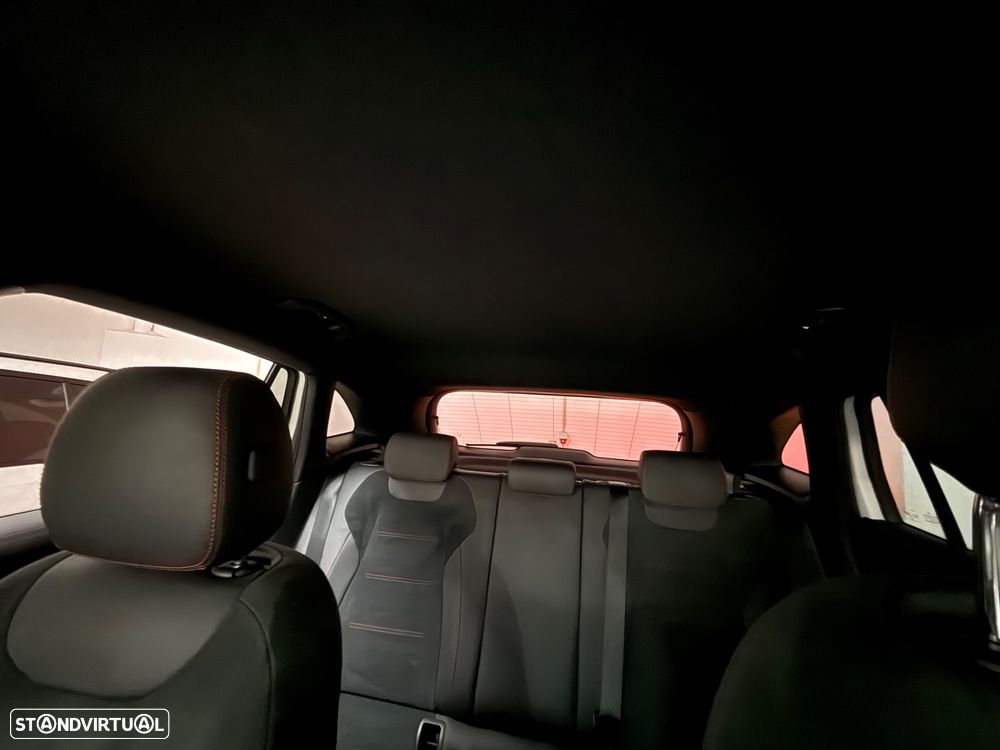 Mercedes-Benz GLA 180 d - 8