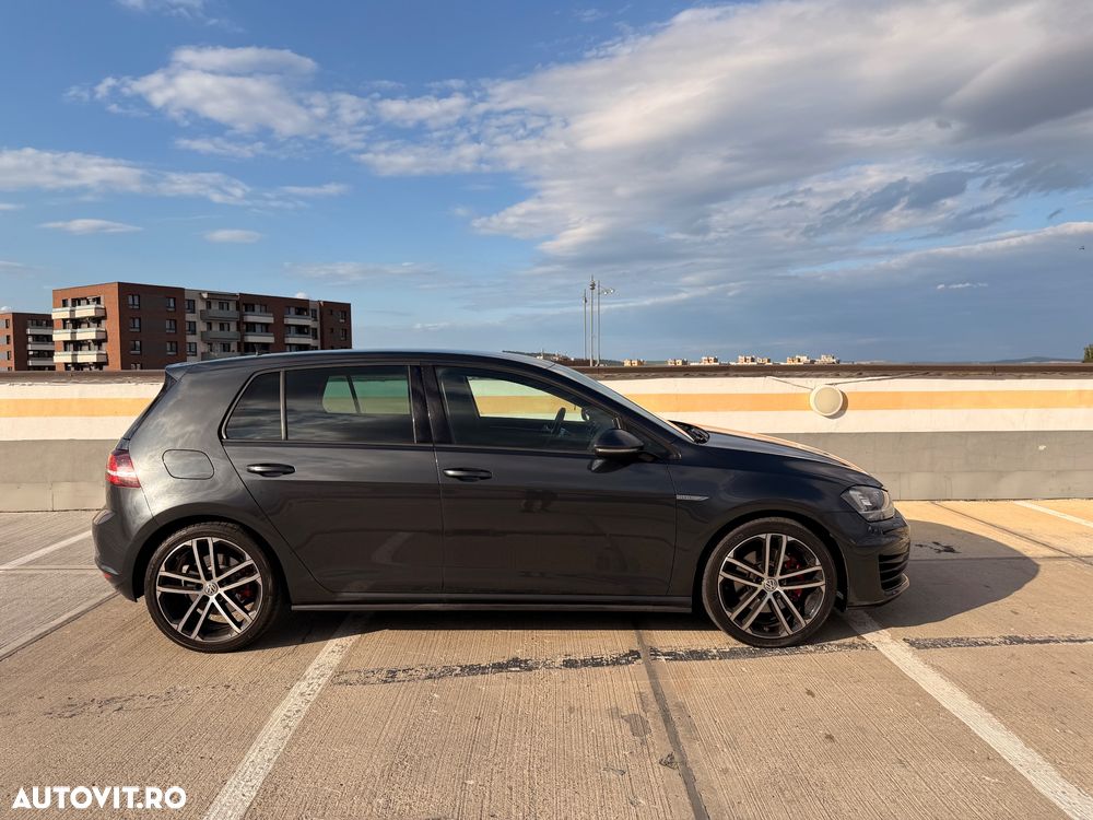 Volkswagen Golf GTD 2.0 TDI SCR DSG - 6