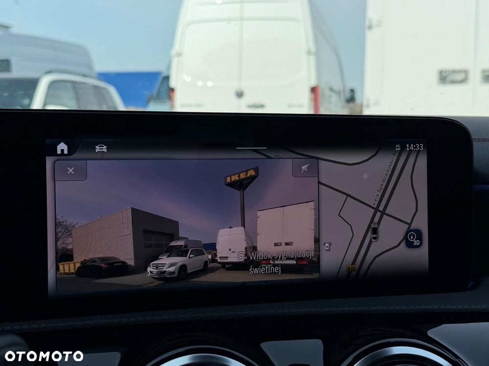 Mercedes-Benz CLA - 31