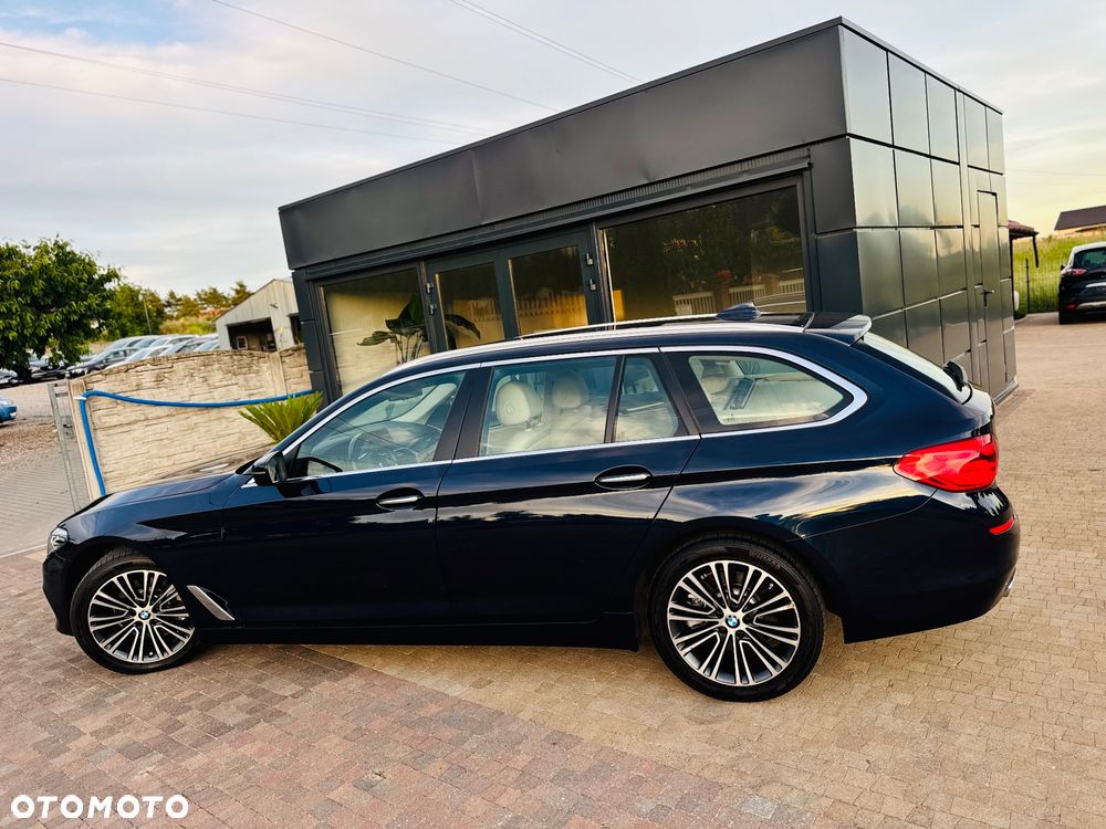 BMW Seria 5 520d Luxury Line sport - 36