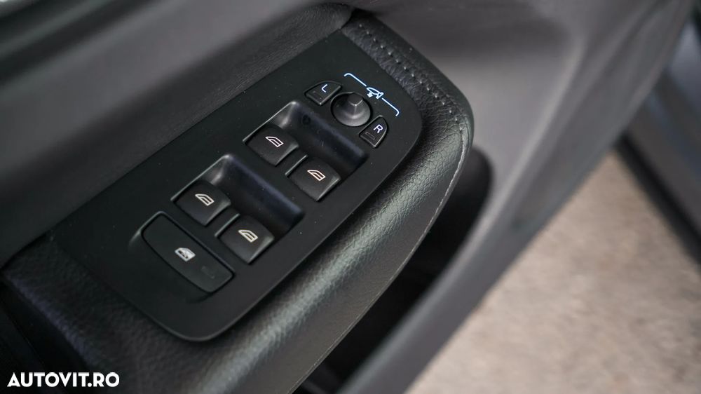 Volvo XC 60 D4 AWD Geartronic Inscription - 22