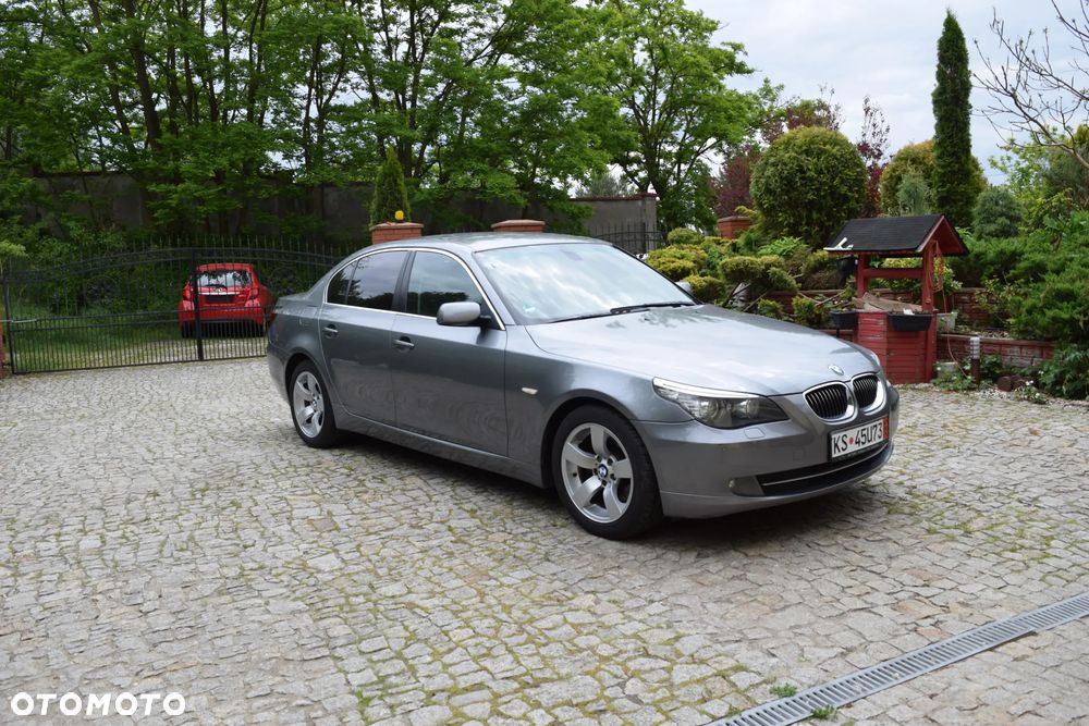 BMW Seria 5 523i Edition Sport - 9