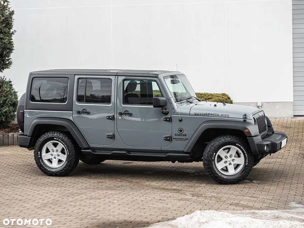 Jeep Wrangler - 3