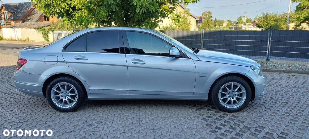 Mercedes-Benz Klasa C - 25