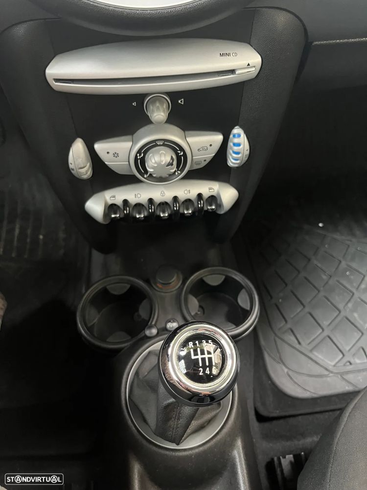 MINI 3 Portas One 1.4 - 21