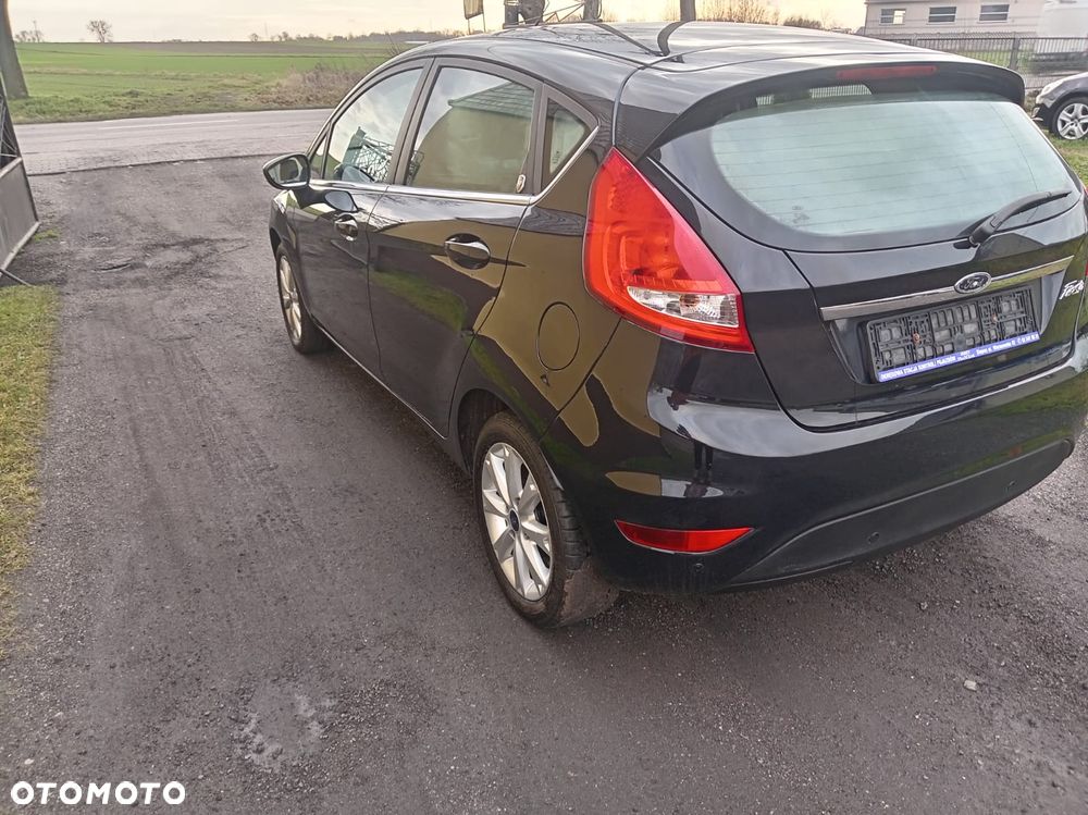 Ford Fiesta 1.25 Ghia - 6