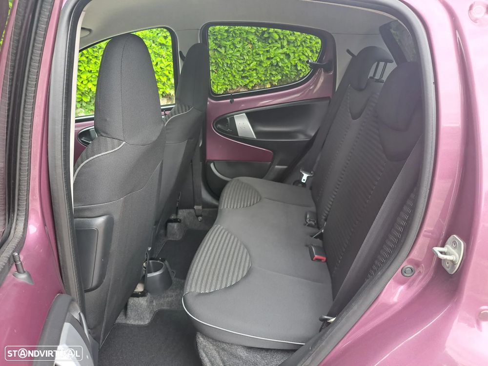 Peugeot 107 1.0 Trendy - 18