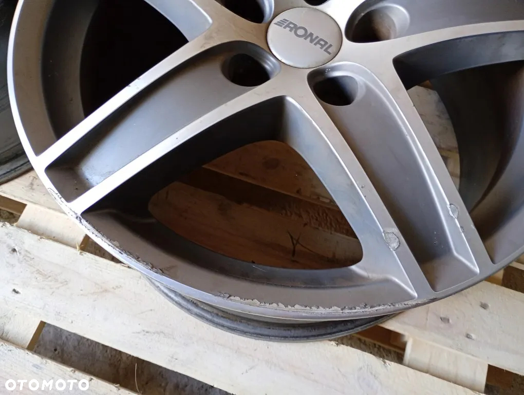 Felga Aluminiowa Ronal 8Jx17H2 ET42 R17 5x120 Vw Transporter T5 T6 - 4