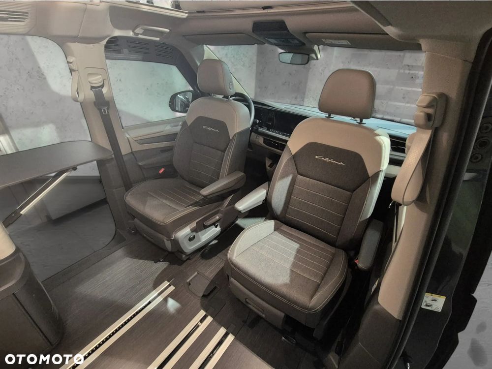 Volkswagen California - 28