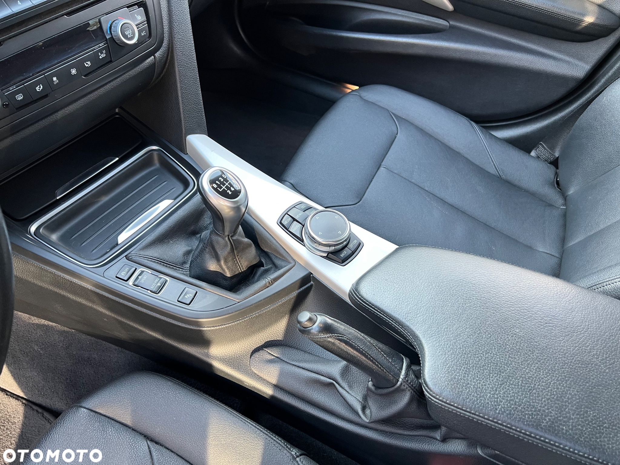 BMW Seria 3 320d Efficient Dynamics - 22