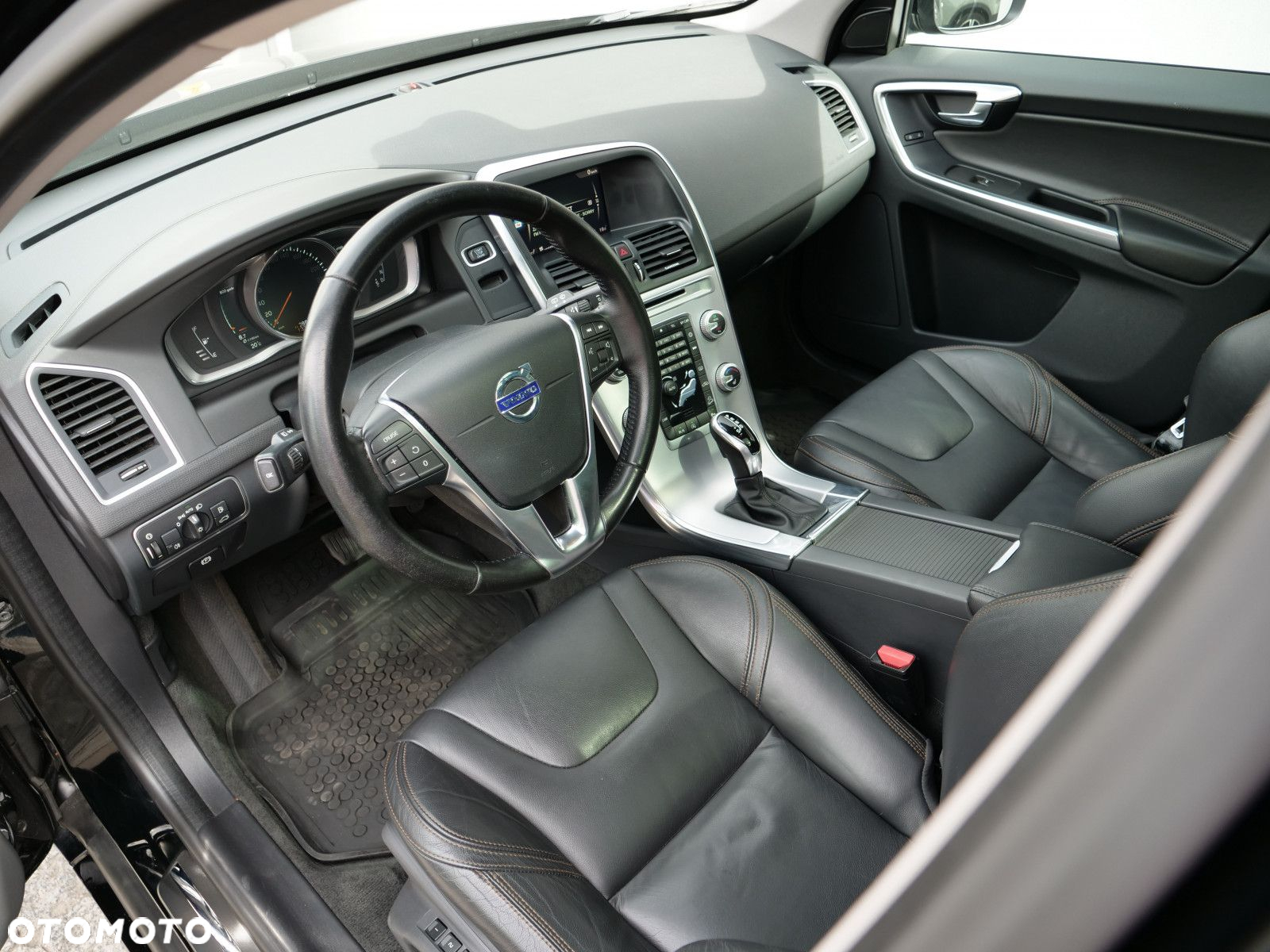 Volvo XC 60 - 13