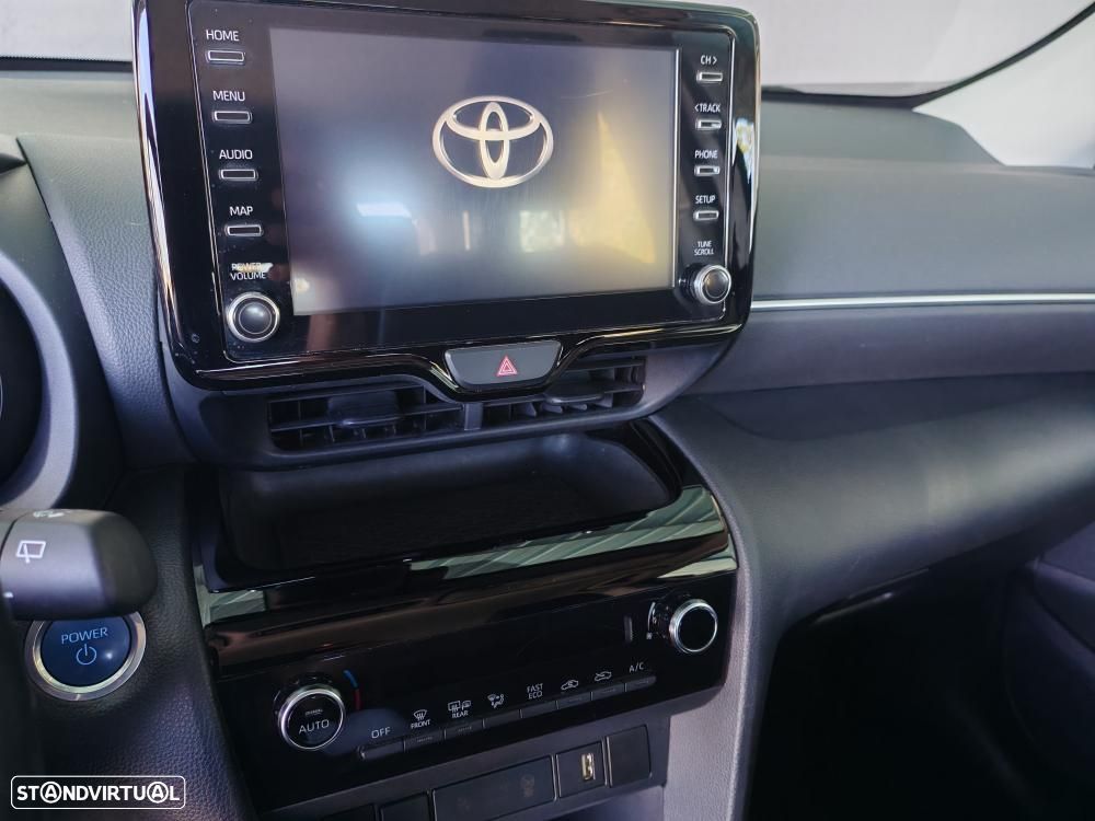 Toyota Yaris Cross 1.5 HDF Comfort Plus - 15