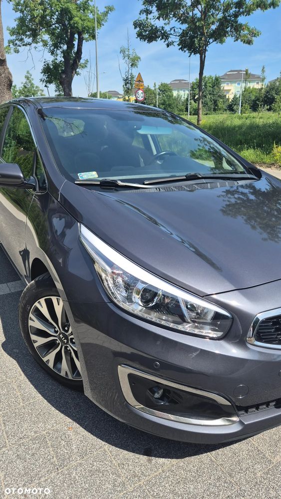 Kia Ceed 1.6 CRDi L Business Line DCT - 13