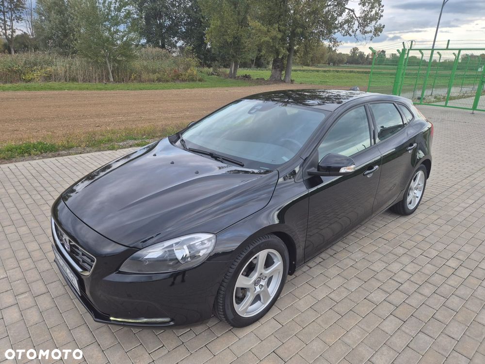 Volvo V40 D2 Kinetic - 23