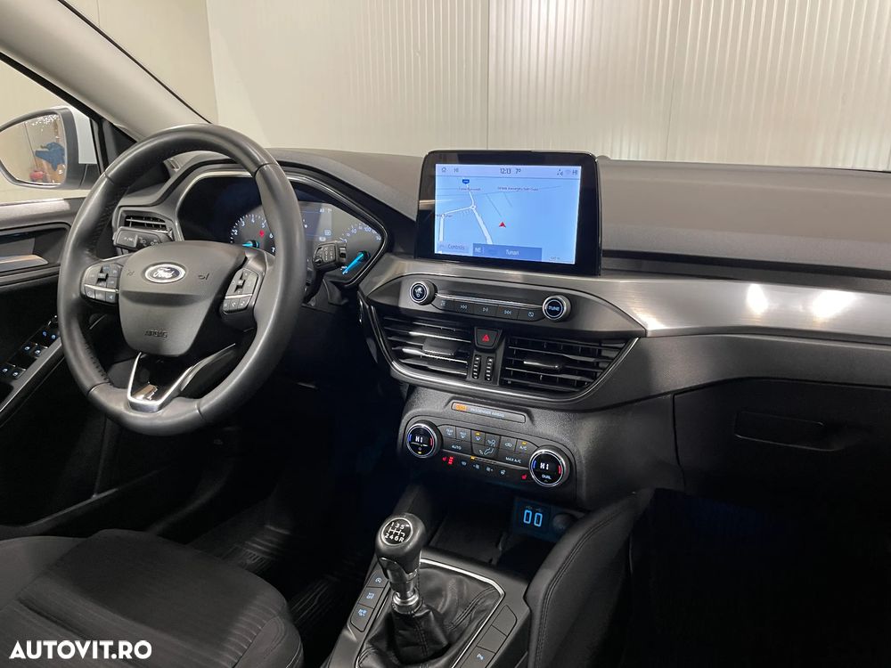 Ford Focus 1.0 EcoBoost MHEV Titanium - 8