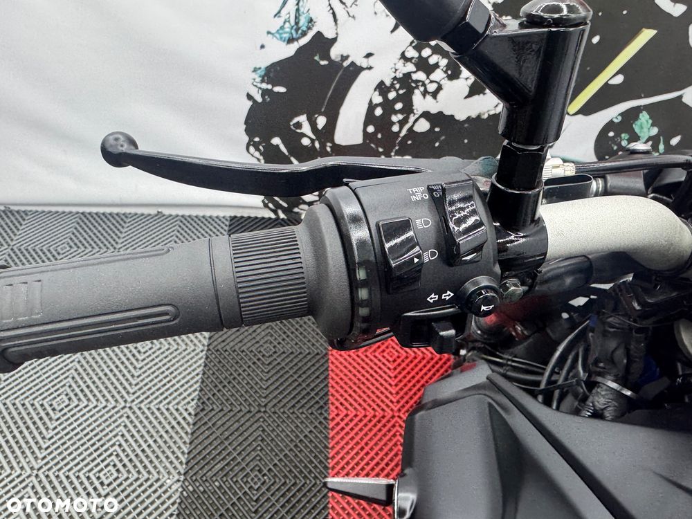 Yamaha MT - 23