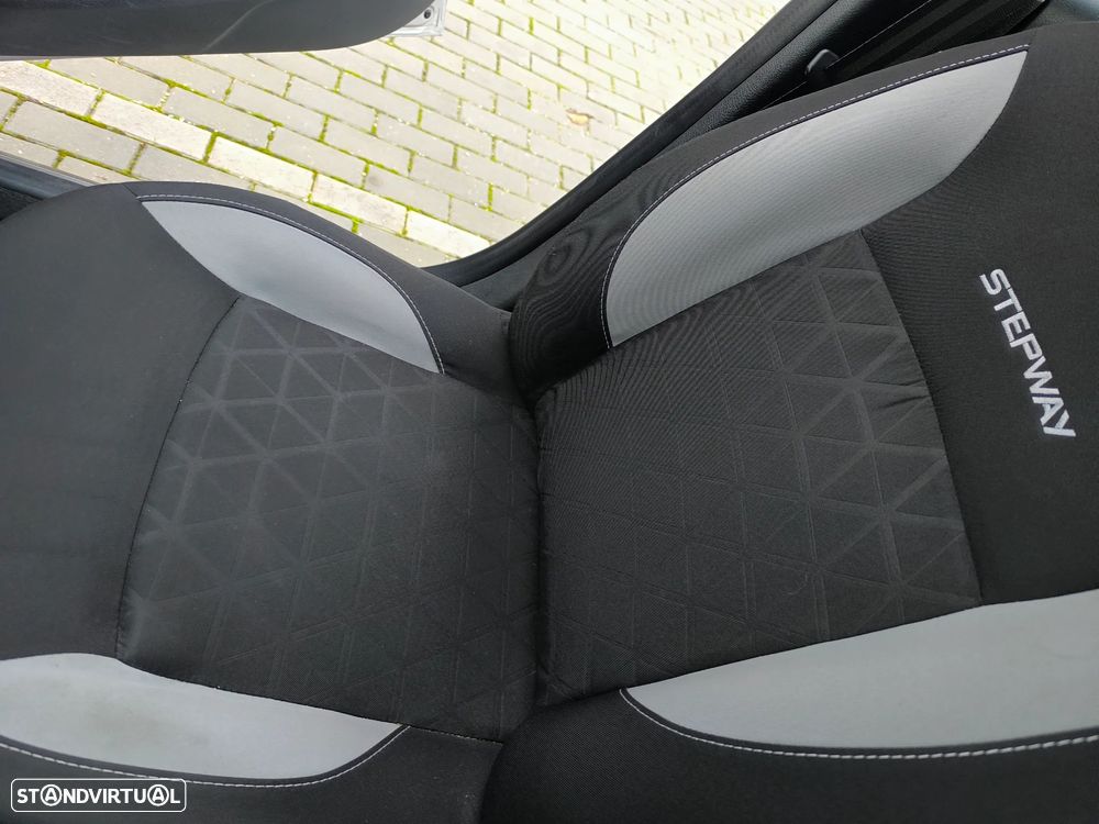 Dacia Sandero 0.9 TCe Stepway - 17