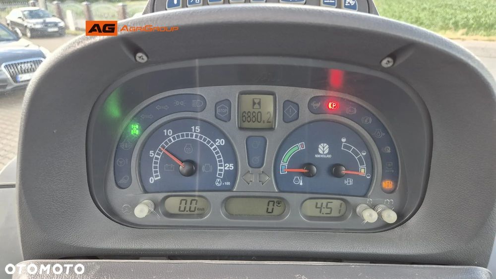 New Holland TS125A EC 2003R - 15