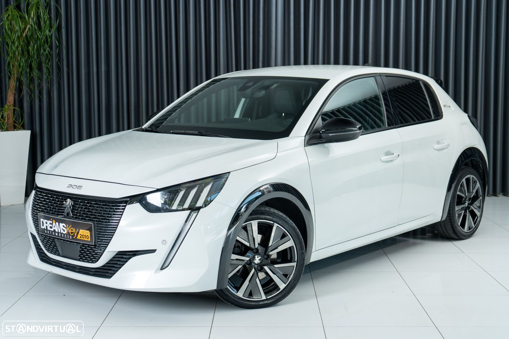Peugeot 208 1.2 PureTech GT Line EAT8 - 8