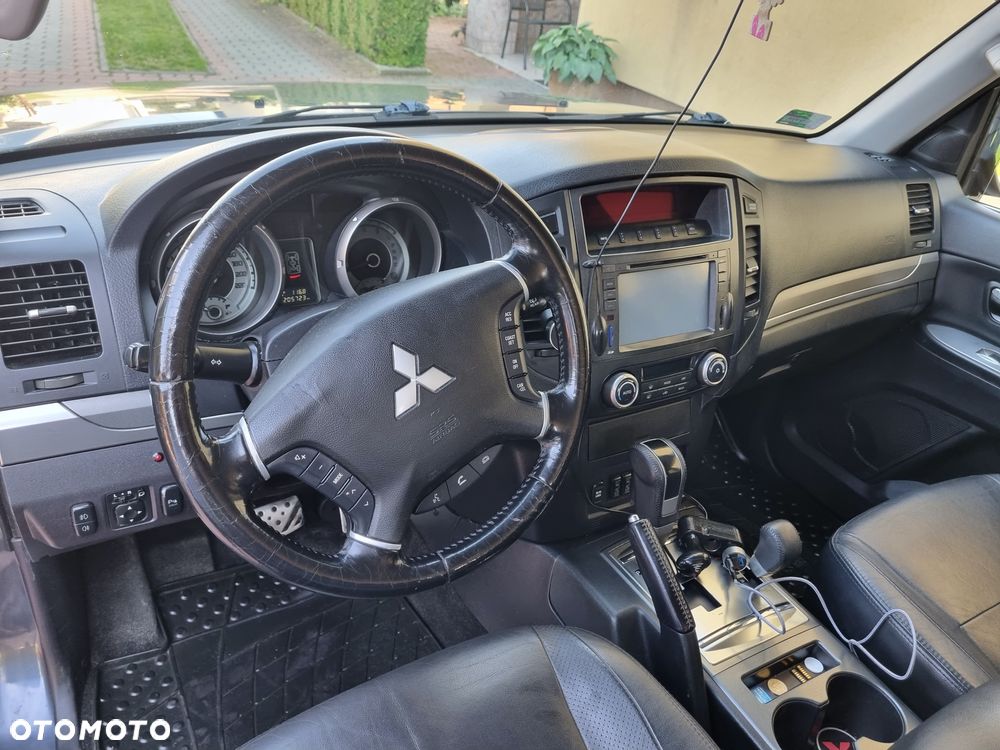 Mitsubishi Pajero 3.2 DID Intense - 6