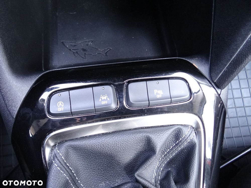 Opel Corsa 1.2 Edition S&S - 9