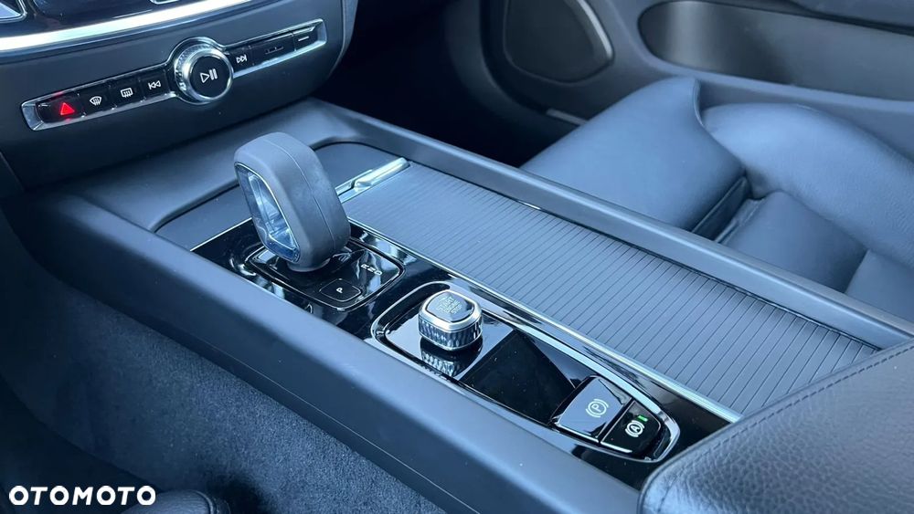 Volvo V60 B3 B Momentum Pro - 6