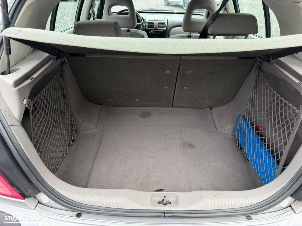 Nissan Almera 1.5 Sport - 18