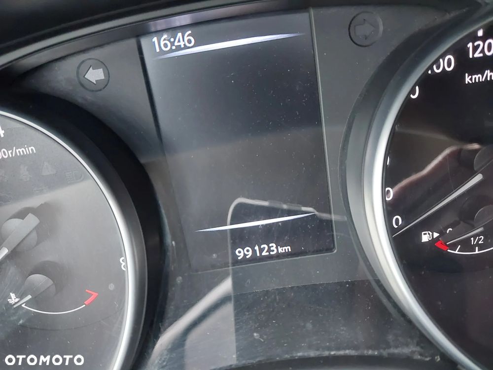 Nissan Qashqai 1.2 DIG-T Acenta Xtronic - 12