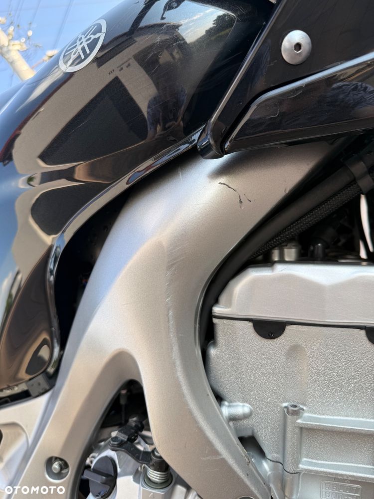 Yamaha FZ6 - 18