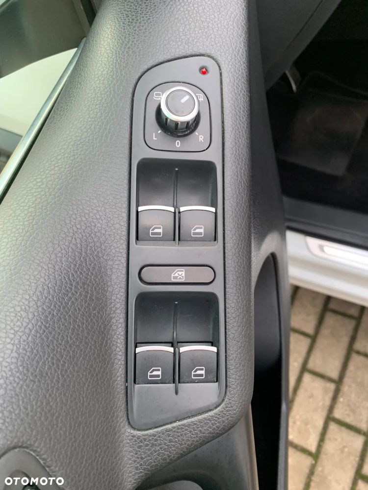 Volkswagen Tiguan 2.0 TDI 4Mot R-Style DSG - 11