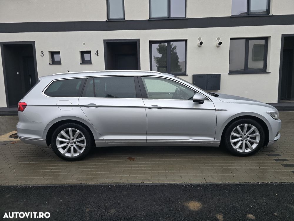 Volkswagen Passat 2.0 TDI SCR 4Motion DSG Elegance - 9