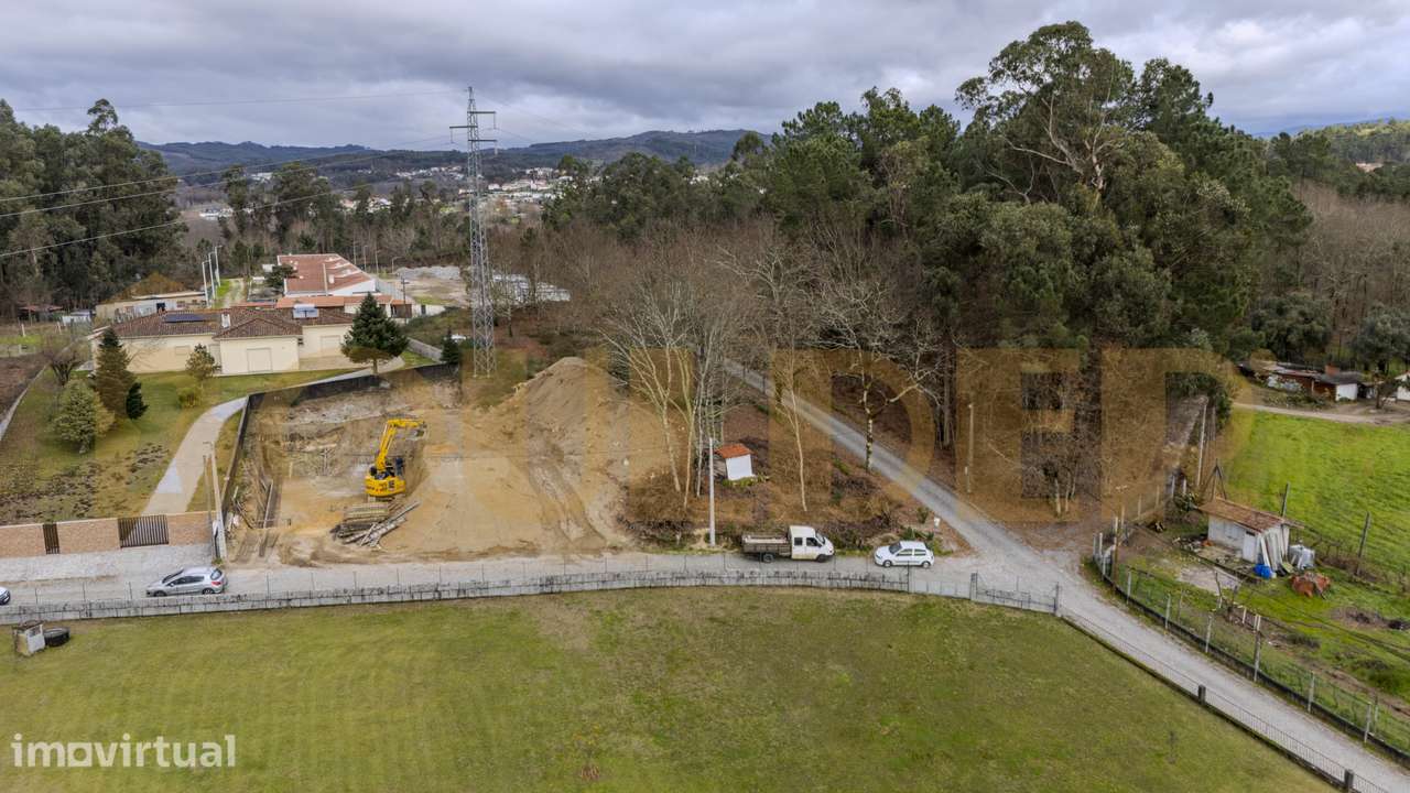 Terreno em Garfe - Grande imagem: 2/15