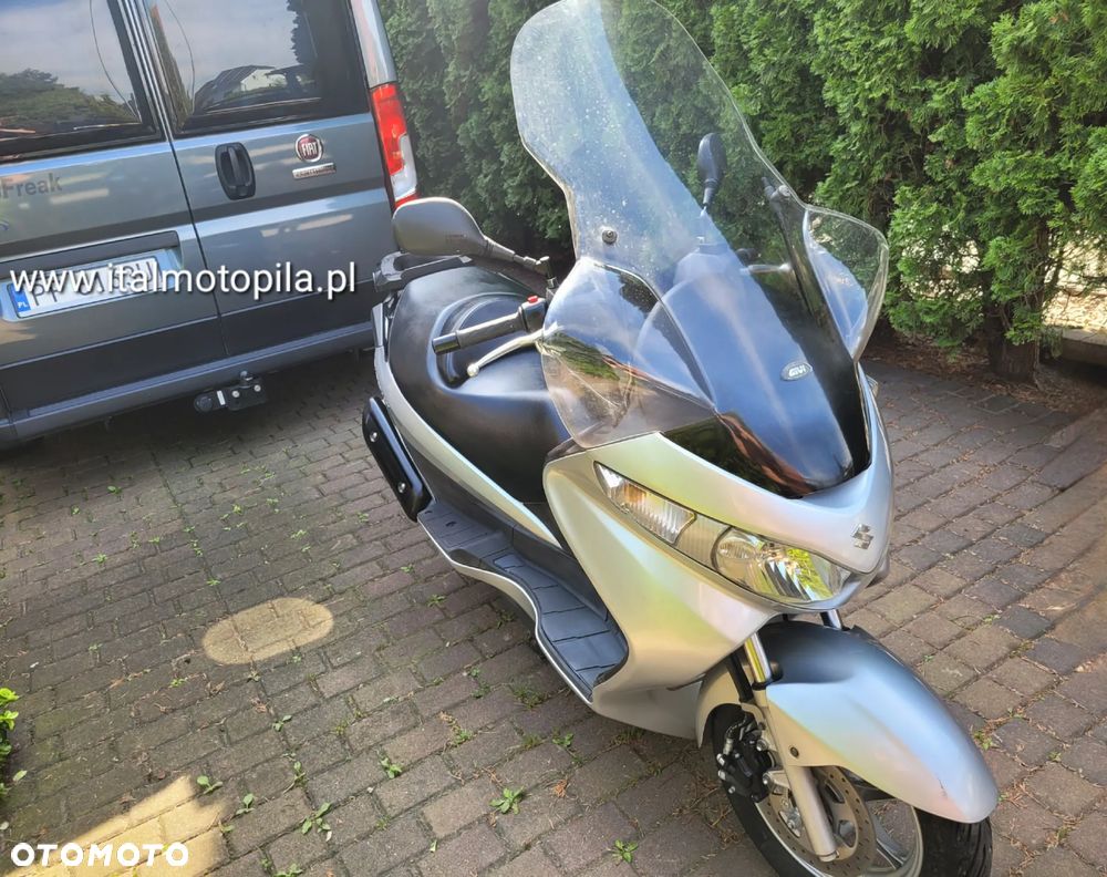 Suzuki Burgman - 3