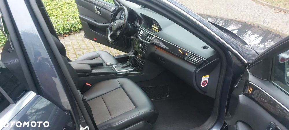 Mercedes-Benz Klasa E - 14